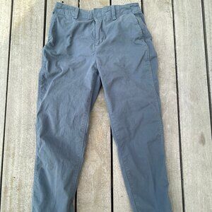 Women's Size 6 Grey Gap Ankle Cropped Pants